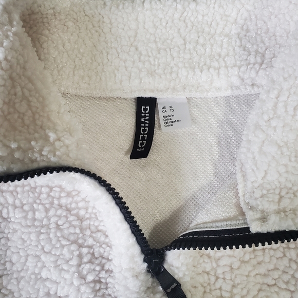 H&M White Teddy Sherpa Pullover Drawstring Quarter zip Swea… - Picture 6 of 11
